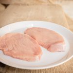 Schweinelendchen geschnitten