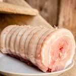 Rollbraten vom Schweinebauch